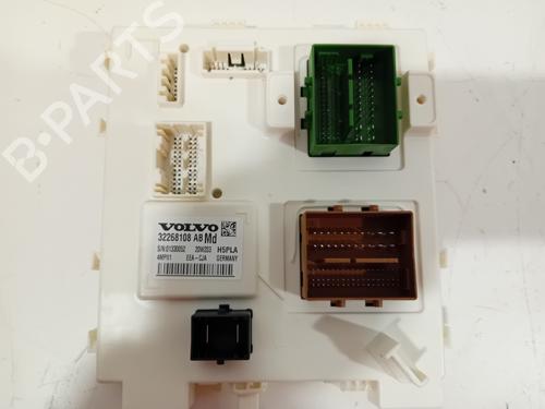 Fuse box VOLVO XC40 (536) T4 | BP24135992E1 - Image 2