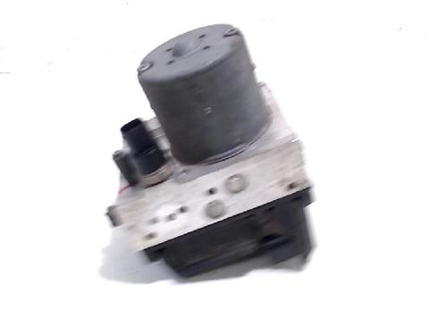 Used ABS pump TOYOTA COROLLA Verso (ZER_, ZZE12_, R1_) 1.8 (ZNR11_, ZNR11R) (129 hp) 5646702
