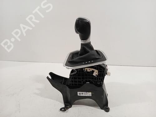 Gear lever RENAULT CLIO V (B7_) 1.3 TCe 130 (B7MF) | BP27932445M90 