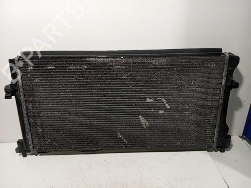 Used Water radiator Water radiator VW GOLF VII (5G1, BQ1, BE1, BE2) 1.6 TDI (110 hp) 33678505 33678505