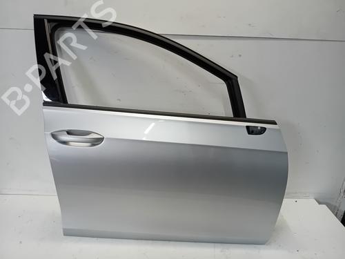 Used Right front door VW GOLF VIII Variant (CG5, DB5) 1.0 eTSI (110 hp) 27544132