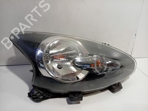 Used Right headlight TOYOTA AYGO (_B1_) 1.0 (KGB10_, KGB10R) (68 hp) 29745732