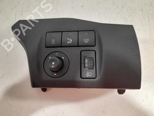 Used Switch PEUGEOT PARTNER Box Body/MPV 1.6 BlueHDi 100 (100 hp) 18081536