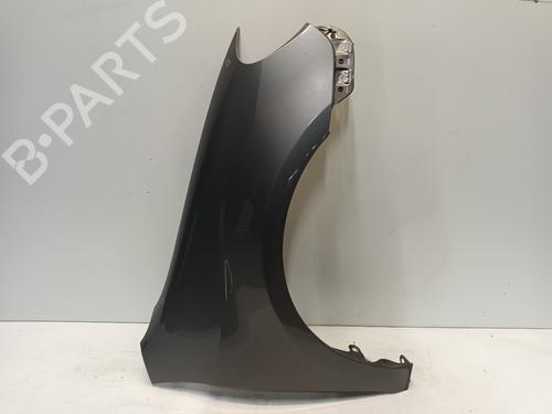 Guarda-lamas direito VW GOLF VI (5K1) 1.6 TDI (105 hp) 32078523