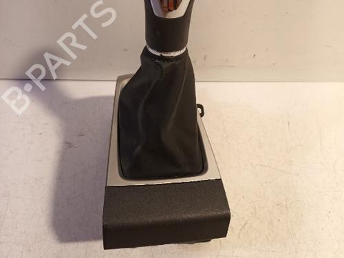 Used Gear lever NISSAN MICRA V (K14) 0.9 IG-T (90 hp) 18068998
