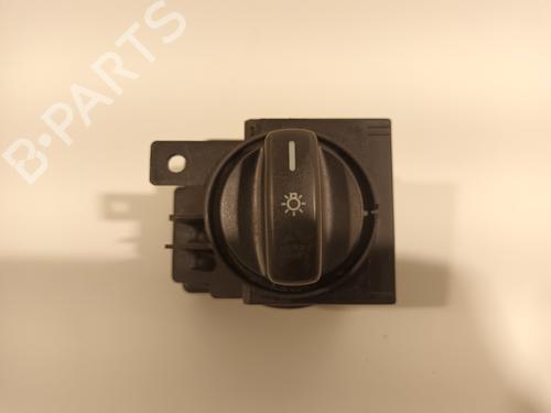 Used Headlight switch MERCEDES-BENZ B-CLASS Sports Tourer (W245) B 150 (245.231) (95 hp) 16095549