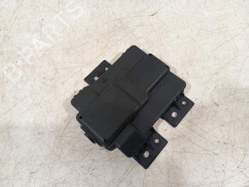 Used Fuse box Fuse box 33964331 33964331