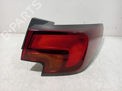 Høyre baklys Høyre baklys OPEL ASTRA K (B16) 1.0 Turbo (68) (105 hp) 34703948 34703948