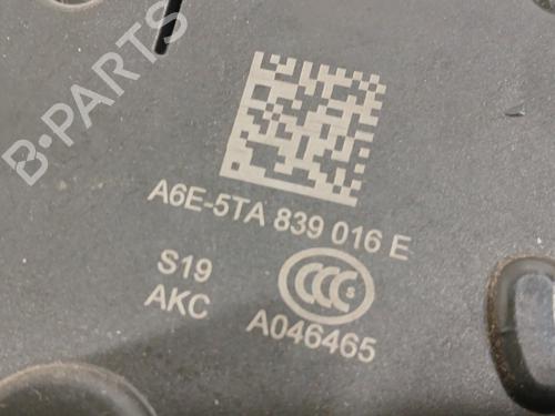 Rear right lock VW TOURAN (5T1) 1.6 TDI | BP30567233C99 