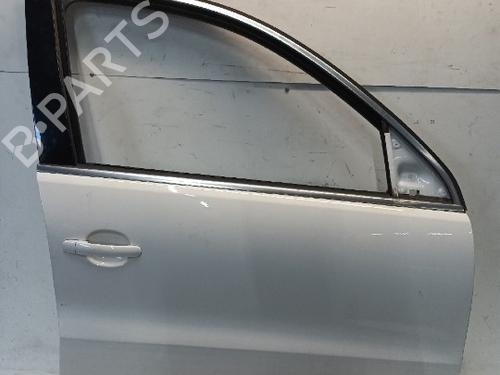 Porte avant droite VW TIGUAN (5N_) 1.4 TSI (160 hp) 28171538
