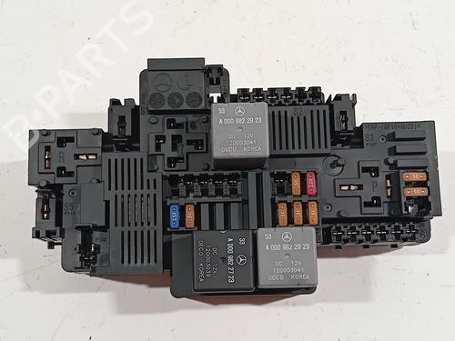 Used Fuse box Fuse box 28002216 28002216