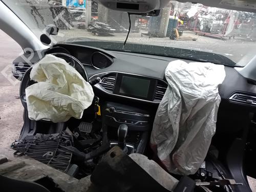 Right taillight PEUGEOT 308 II (LB_, LP_, LW_, LH_, L3_) 1.2 THP 130 | BP31129243C35 