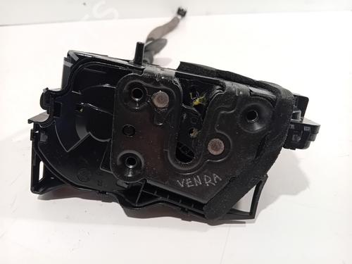 rear-right-lock-renault-megane-iv-hatchback-b9amn_-2015-27694422 main image