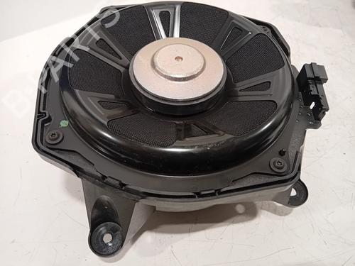 speaker-mercedes-benz-cla-c118-2019-33237376 main image