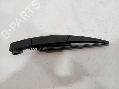 Used Rear windshield wiper arm RENAULT CLIO V (B7_) 1.3 TCe 130 (B7MF) (131 hp) 27932497