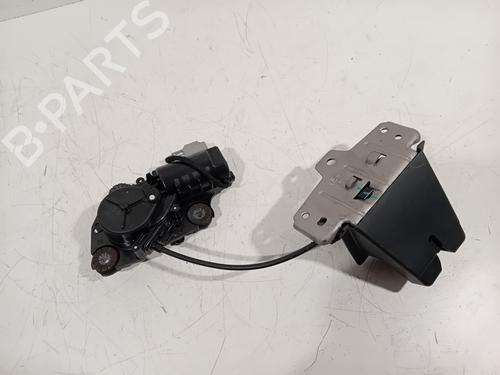 Used Tailgate lock VOLVO XC60 II (246) T6 Plug-In Hybrid AWD (349 hp) 31018130