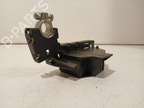 Used Fuse box AUDI A4 B8 (8K2) 2.0 TFSI quattro (211 hp) 24863922