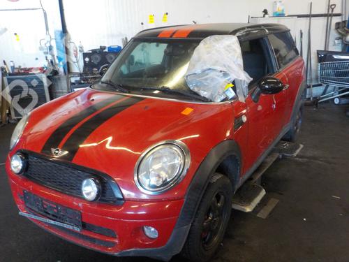 Used Parts MINI MINI CLUBMAN (R55)  Cooper D  1077046