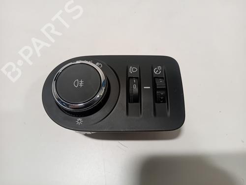 Used Headlight switch Headlight switch 38318205 38318205