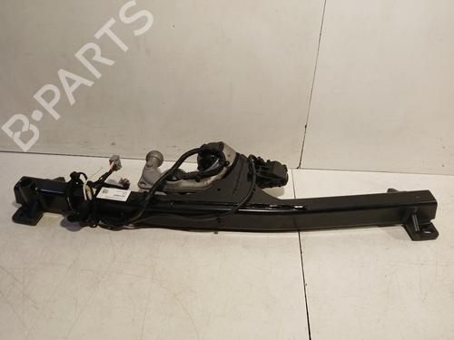 Used Tow ball/Mechanism Tow ball/Mechanism VOLVO XC40 (536) T5 Plug-in Hybrid (262 hp) 34430963 34430963