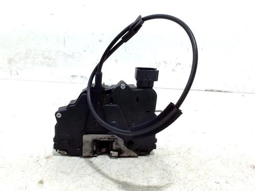Used Front right lock OPEL CORSA D (S07) 1.3 CDTI (L08, L68) (95 hp) 13204602