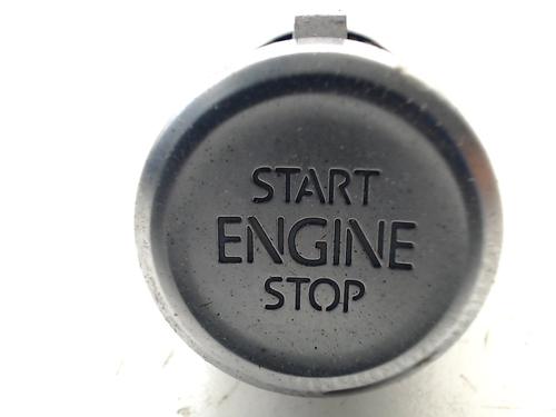 switch-vw-passat-b8-variant-3g5-cb5-20-tdi-3g1959839-2014-11515414 main image