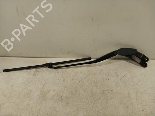 Used Front windshield wiper arm Front windshield wiper arm 34696408 34696408