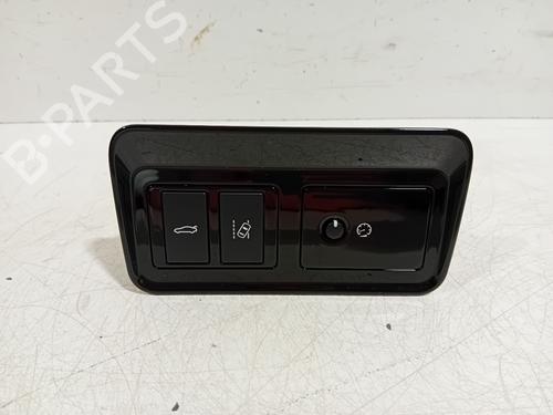 Used Tailgate lock JAGUAR XE (X760) 2.0 D (163 hp) 25251578