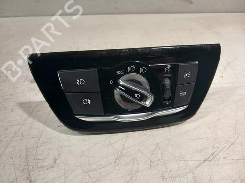 Used Headlight switch Headlight switch BMW 5 (G30, F90) 520 d (190 hp) 33875908 33875908