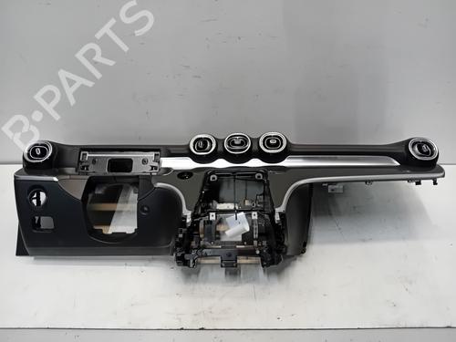 Instrumentbræt Instrumentbræt MERCEDES-BENZ C-CLASS (W206) C 300 de (206.008) (313 hp) 39903928 39903928