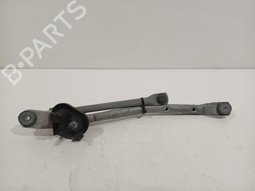 front-wipers-mechanism-peugeot-108-2014-25251554 main image