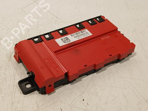 Used Fuse box Fuse box 26649315 26649315
