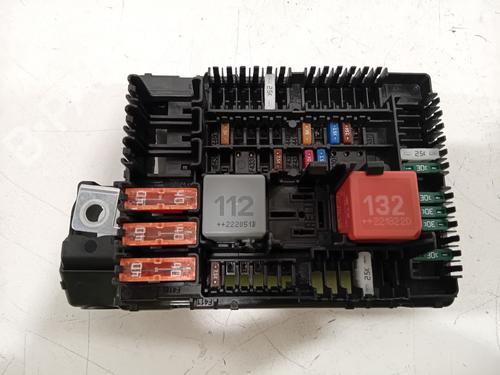 Used Fuse box Fuse box 29325486 29325486