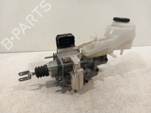 Hovedbremsecylinder Hovedbremsecylinder SUZUKI SWACE (AMZ_) 1.8 Hybrid (122 hp) 33629308 33629308