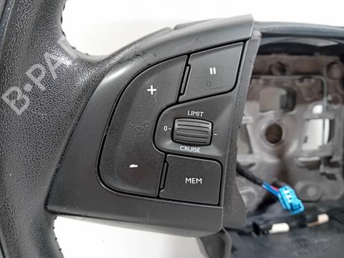 Volante CITROËN C4 CACTUS 1.2 VTi 82 | BP25042100C49 - Image 2