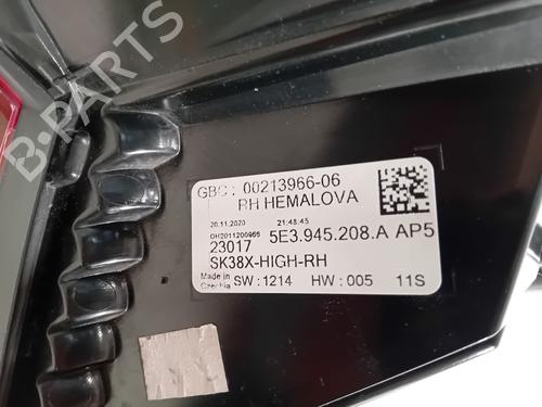 Right taillight SKODA OCTAVIA IV Combi (NX5, PV5) 2.0 TDi | BP28135880C35 