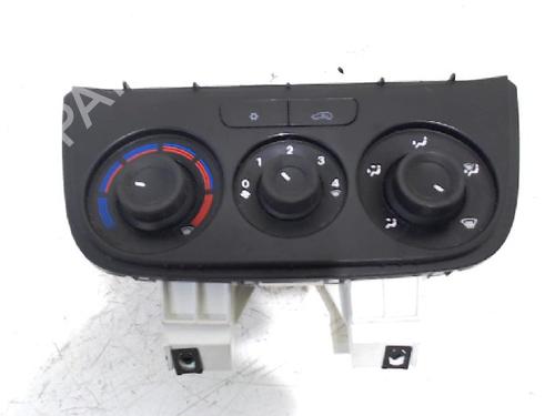 AC-Styringsenhed/Manøvreenhed OPEL COMBO Box Body/MPV (X12) 1.3 CDTI (B05) (90 hp) 4453160