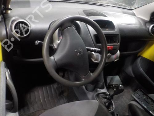 Right front door PEUGEOT 107 (PM_, PN_) 1.0 | BP19779410C3