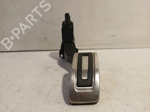 Used Pedal Pedal 32506887 32506887
