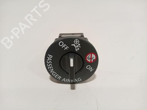 Used Switch Switch RENAULT AUSTRAL TCe 160 (HGMJ) (158 hp) 36641518 36641518