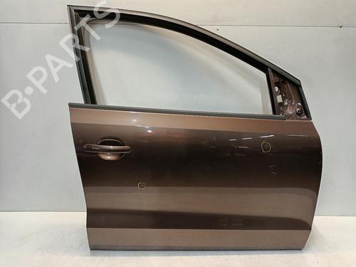 Used Right front door VW POLO V (6R1, 6C1) 1.2 (60 hp) 32520982