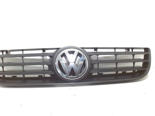 Grilles de calandre VW POLO (9N_, 9A_) 1.2 12V (64 hp) 10622459