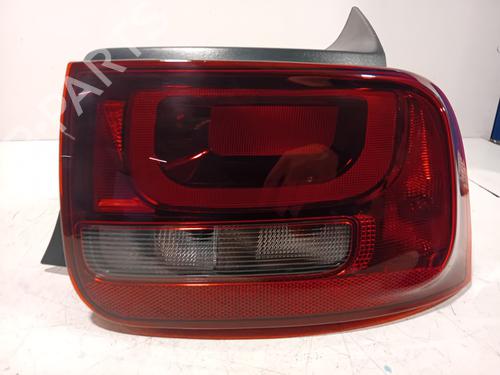 right-taillight-citroen-c4-cactus-2014-33935280 main image