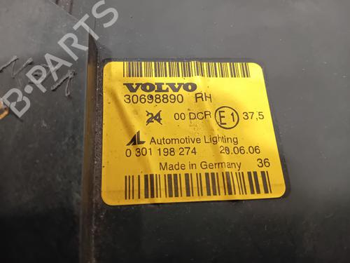 Right headlight VOLVO V50 (545) T5 | BP29918360C29