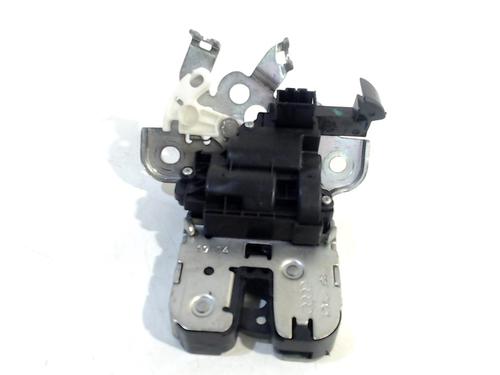 Used Tailgate lock AUDI A3 Sportback (8VA, 8VF) 2.0 TDI (150 hp) 13204806