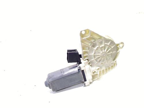 Right front window motor MERCEDES-BENZ B-CLASS Sports Tourer (W245) B 200 CDI (245.208) | BP1554373E20 