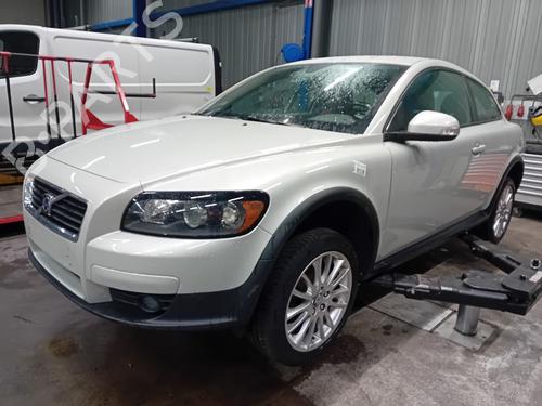 Used Parts VOLVO C30 (533)  1.6 D  4169402