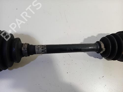 Left front driveshaft TOYOTA YARIS (_P13_) 1.5 Hybrid (NHP130_, NHP130) | BP26725670M38 