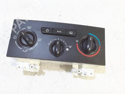 Used Climate control Climate control 7715483 7715483