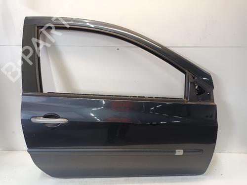 Right front door RENAULT CLIO III (BR0/1, CR0/1) 1.2 16V (BR02, BR0J, BR11, CR02, CR0J, CR11) (75 hp) 18072482